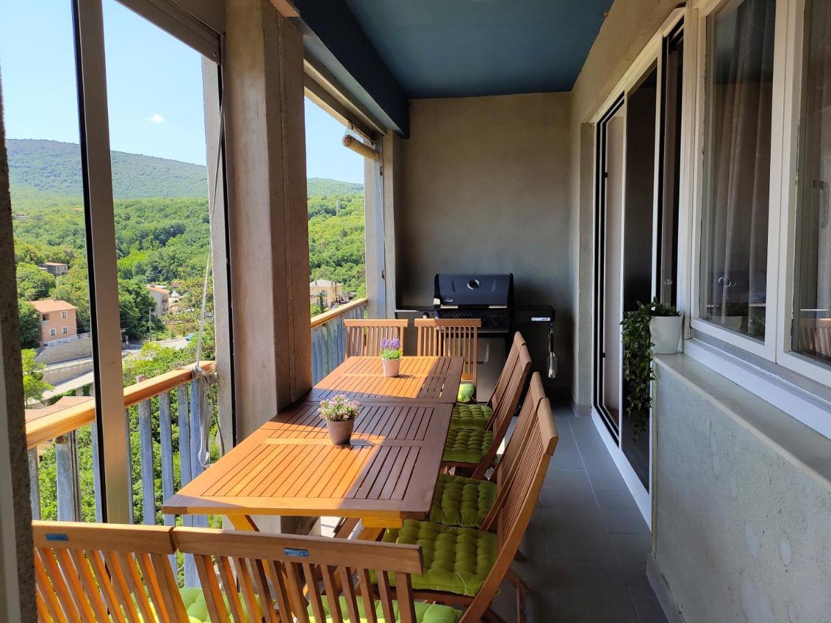 Apartman Borna Vrbnik  Esterno foto