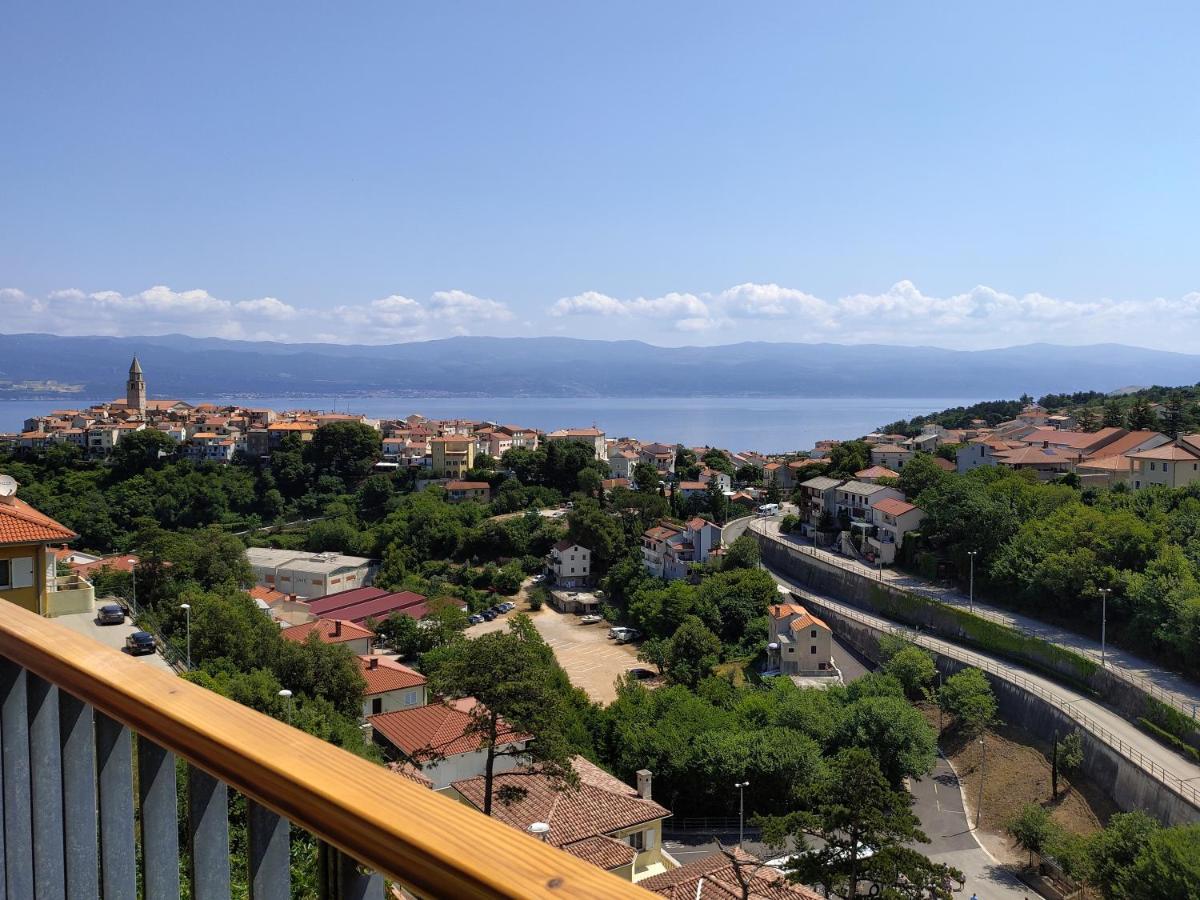 Apartman Borna Vrbnik  Esterno foto