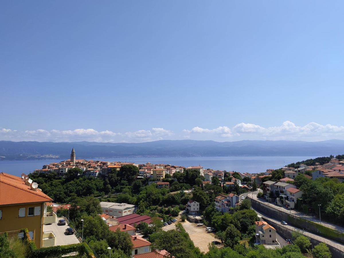 Apartman Borna Vrbnik  Esterno foto