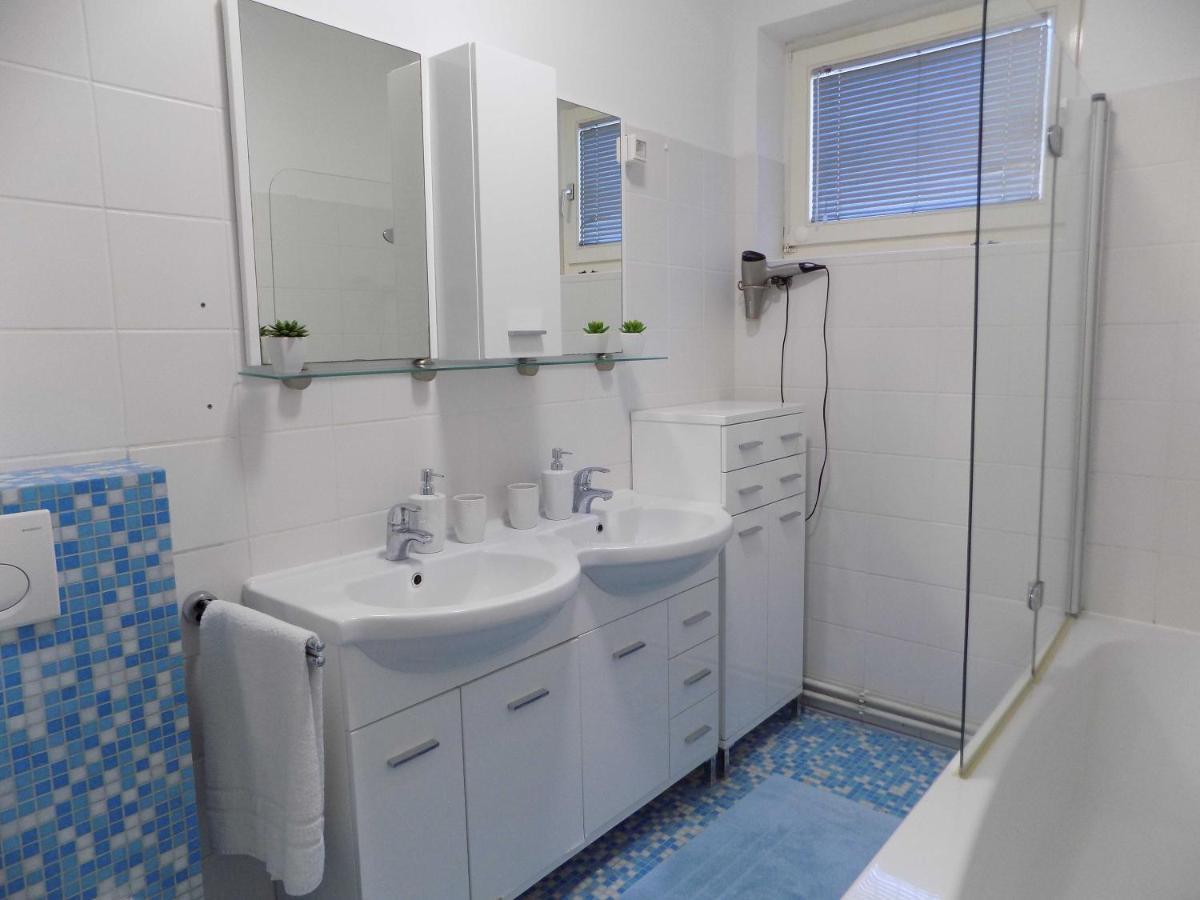Apartman Borna Vrbnik  Esterno foto