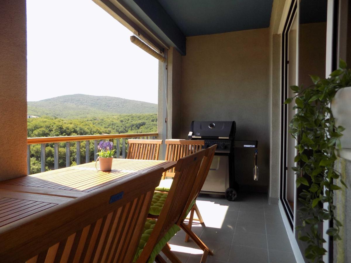 Apartman Borna Vrbnik  Esterno foto